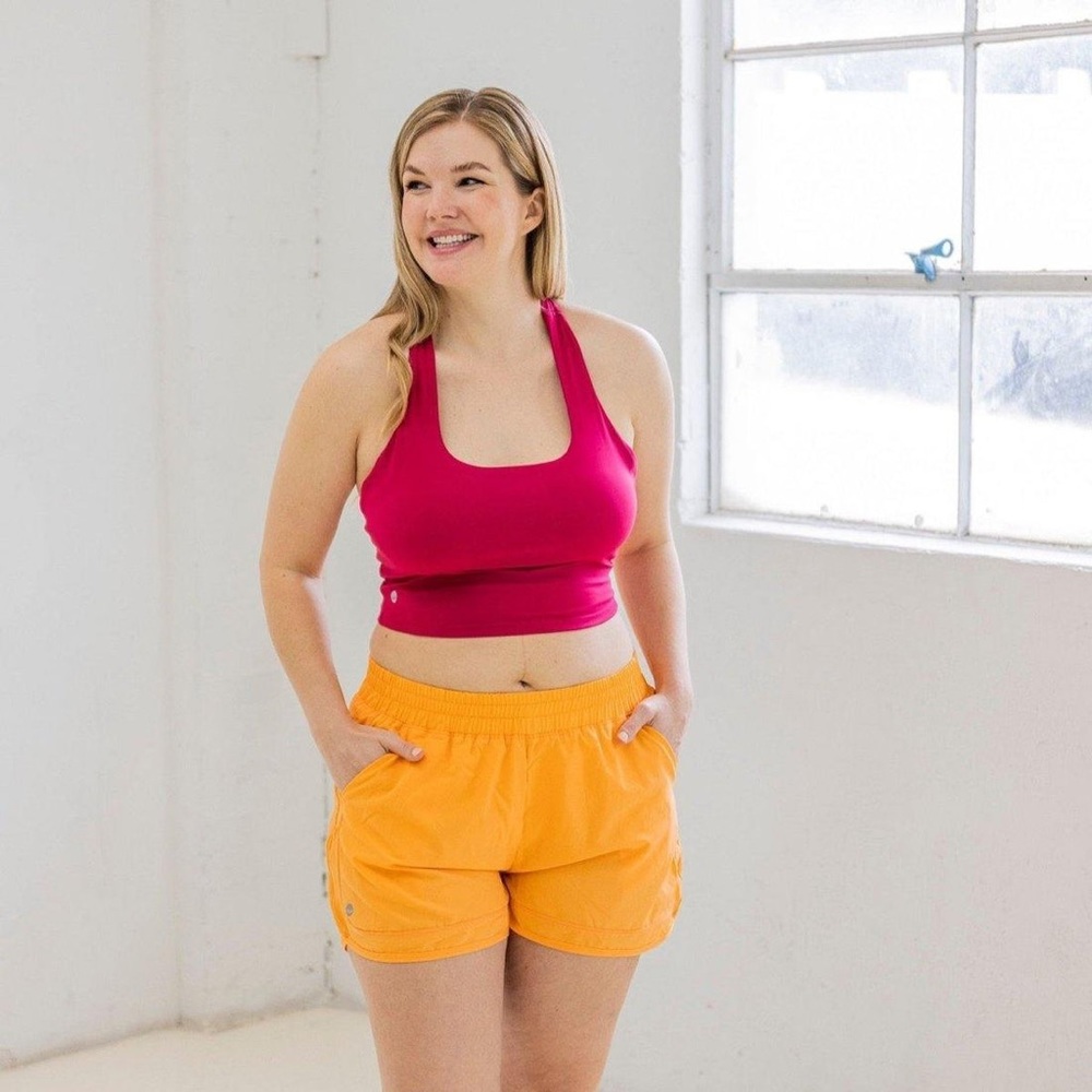 NWT SENITA Harmony Crop Top - Raspberry size Medium